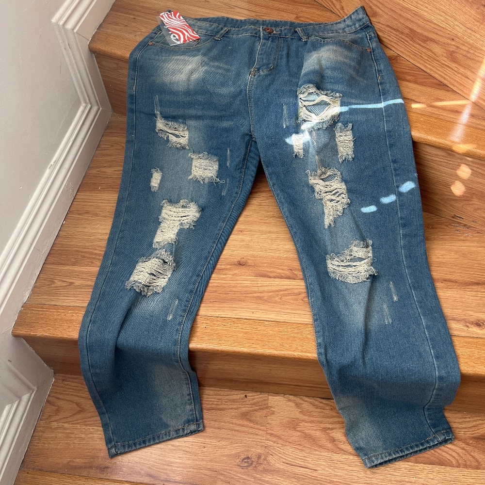 Men’s Romwe Distressed Jeans